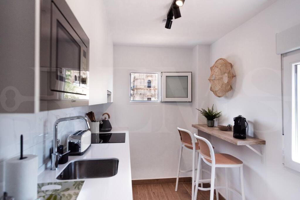 Apartment With Cathedral View & Terrace By Rems Màlaga Exteriér fotografie